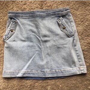 Light Wash Pocket Denim Skirt